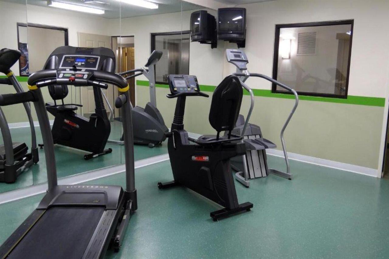 Extended Stay America Select Suites - Raleigh - Rtp - 4610 Miami Blvd Durham Dış mekan fotoğraf