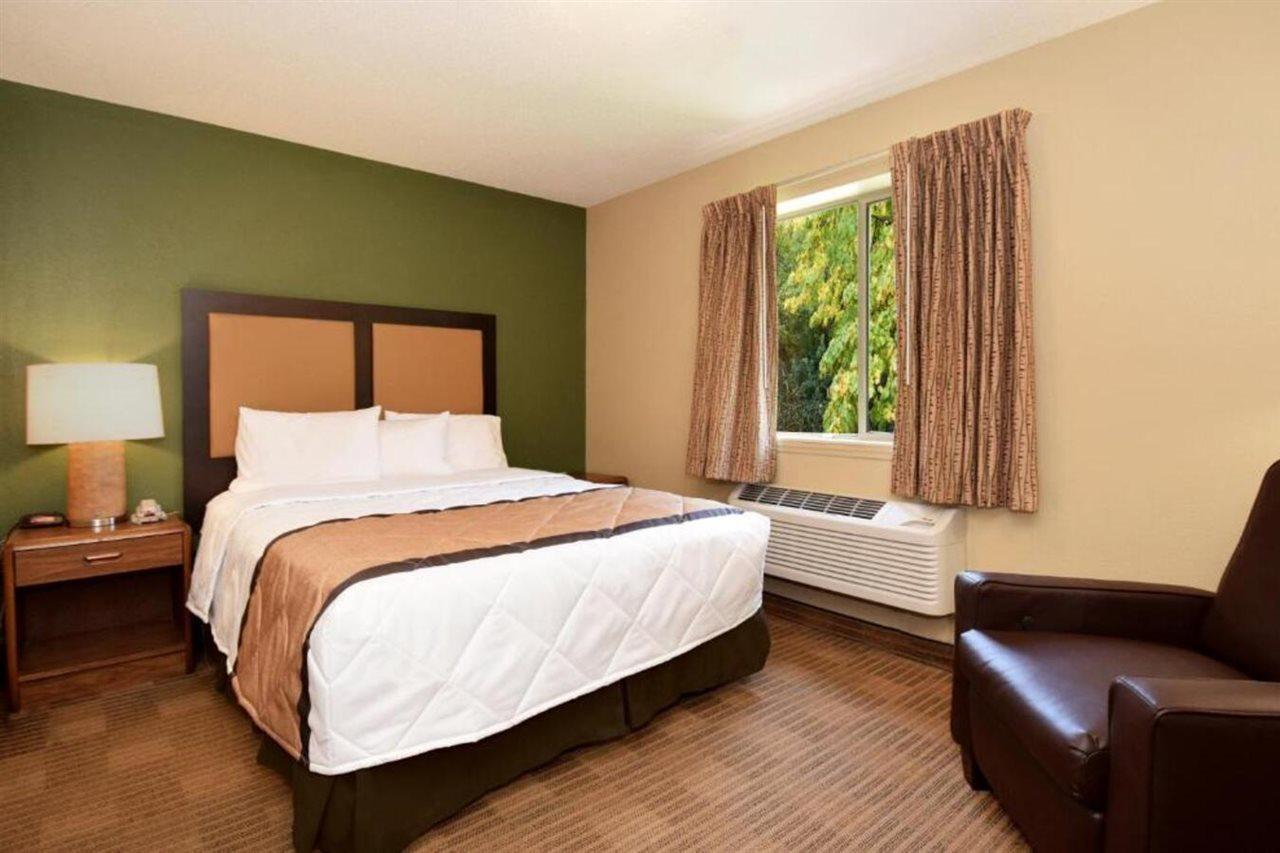 Extended Stay America Select Suites - Raleigh - Rtp - 4610 Miami Blvd Durham Dış mekan fotoğraf