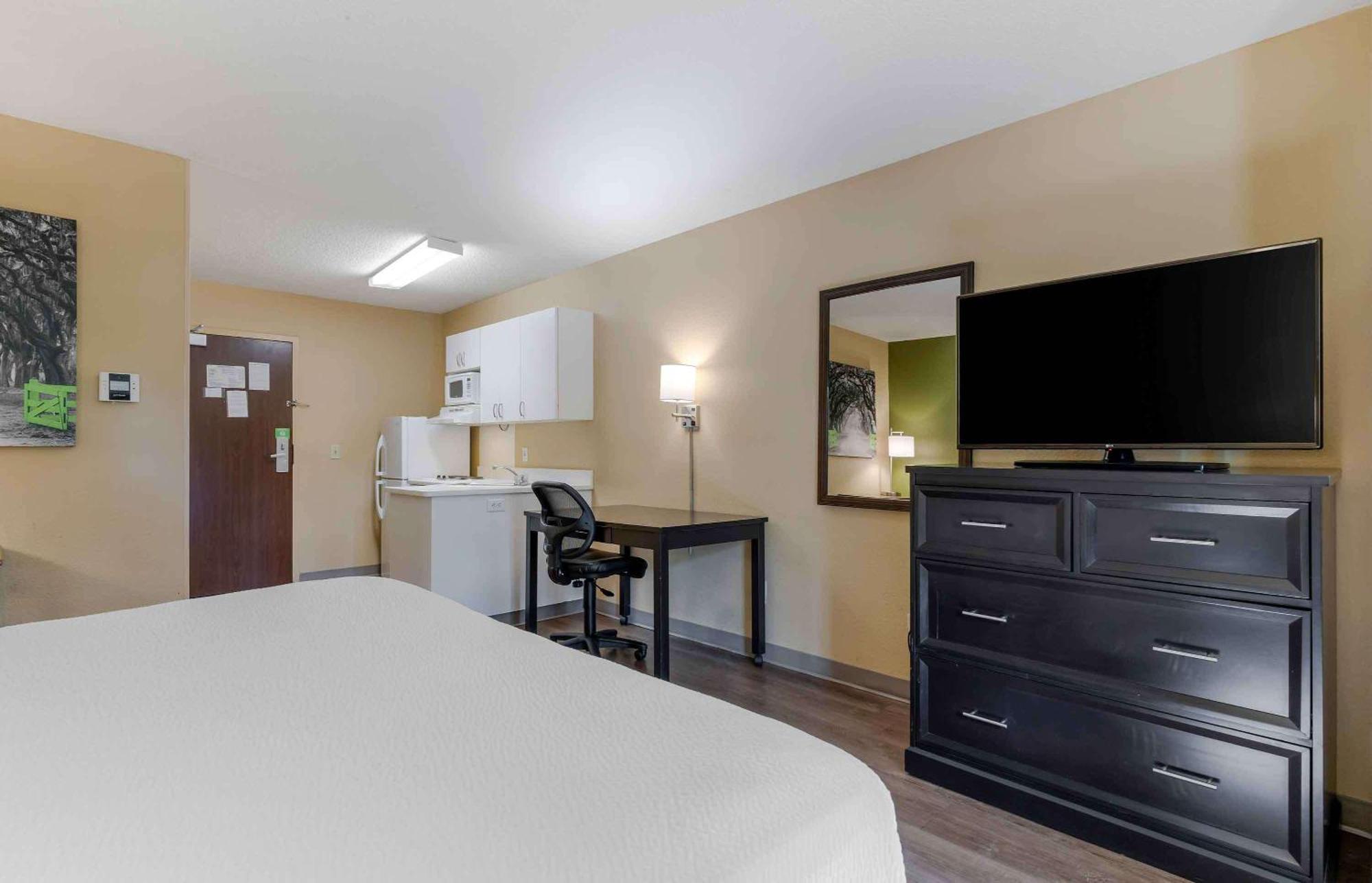 Extended Stay America Select Suites - Raleigh - Rtp - 4610 Miami Blvd Durham Dış mekan fotoğraf