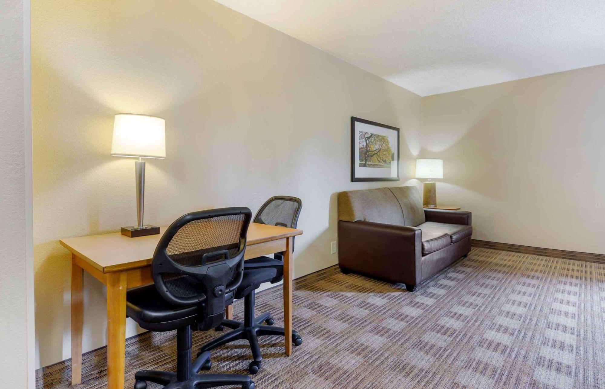 Extended Stay America Select Suites - Raleigh - Rtp - 4610 Miami Blvd Durham Dış mekan fotoğraf