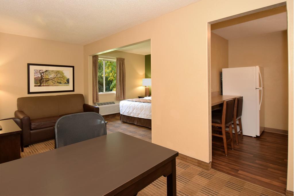 Extended Stay America Select Suites - Raleigh - Rtp - 4610 Miami Blvd Durham Dış mekan fotoğraf