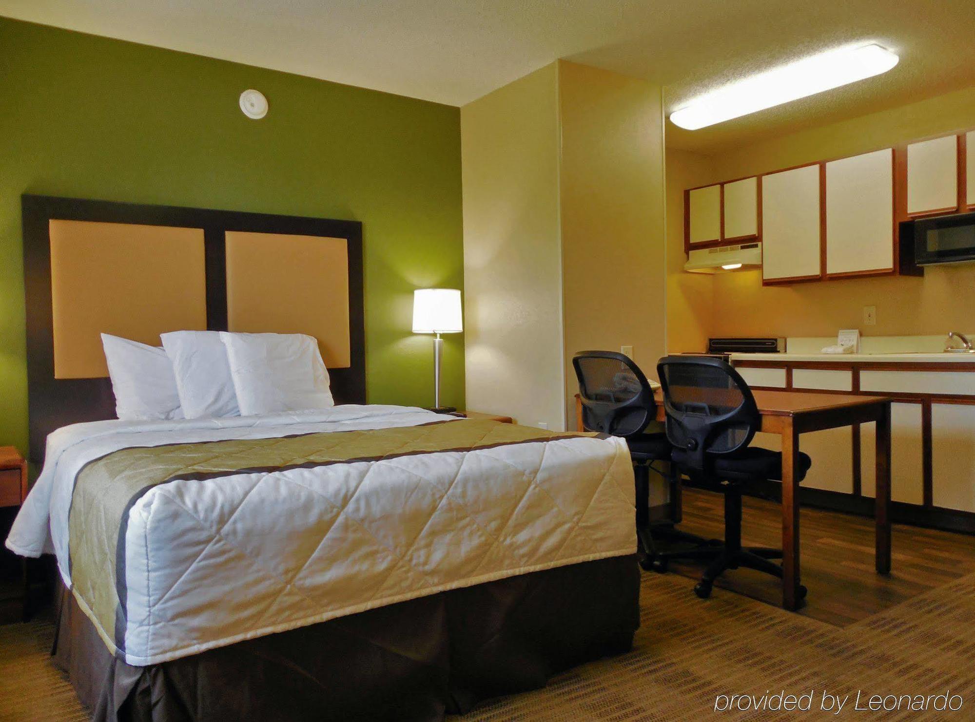 Extended Stay America Select Suites - Raleigh - Rtp - 4610 Miami Blvd Durham Dış mekan fotoğraf