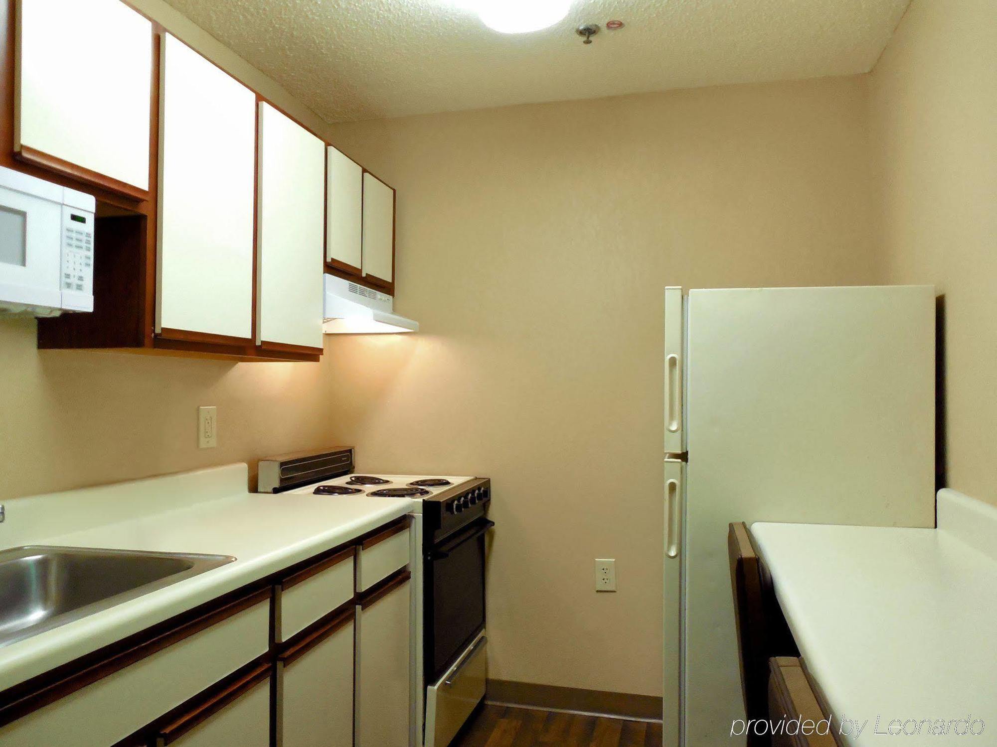 Extended Stay America Select Suites - Raleigh - Rtp - 4610 Miami Blvd Durham Dış mekan fotoğraf